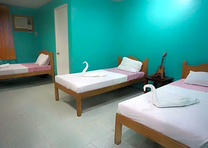 Lylie Hotel 2*